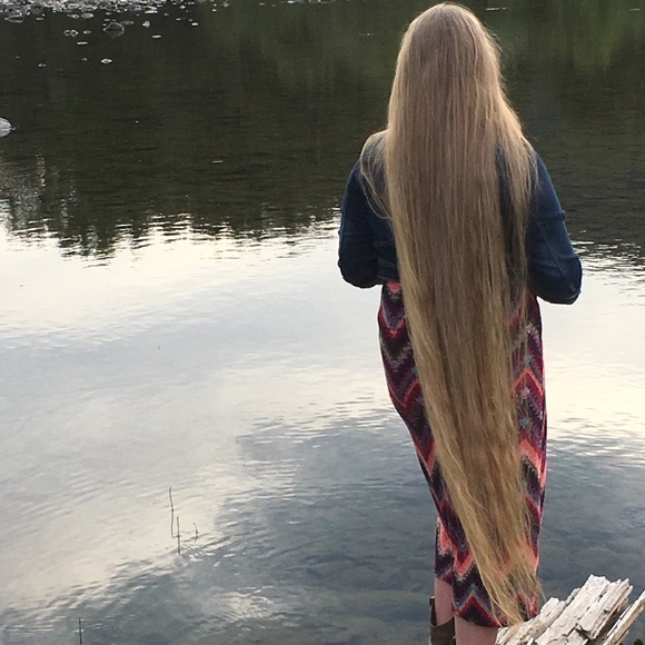 Meet your Posher, Shania - Picture 1 of 1